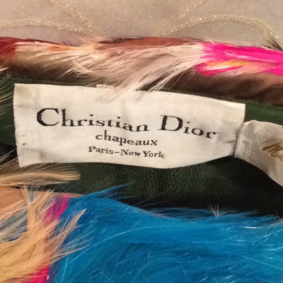 AMAZING, VINTAGE, 1950’s “CHRISTIAN DIOR” CHAPEAUX - Picture 3 of 4